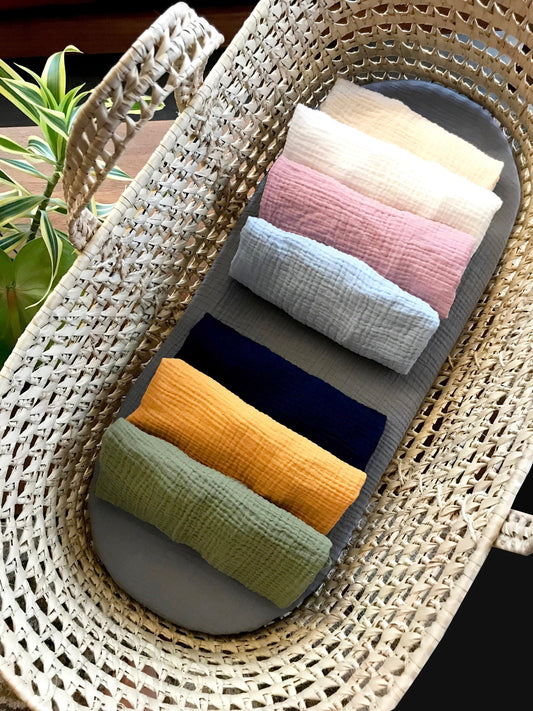 gauze fabric fitted sheets in Moses basket